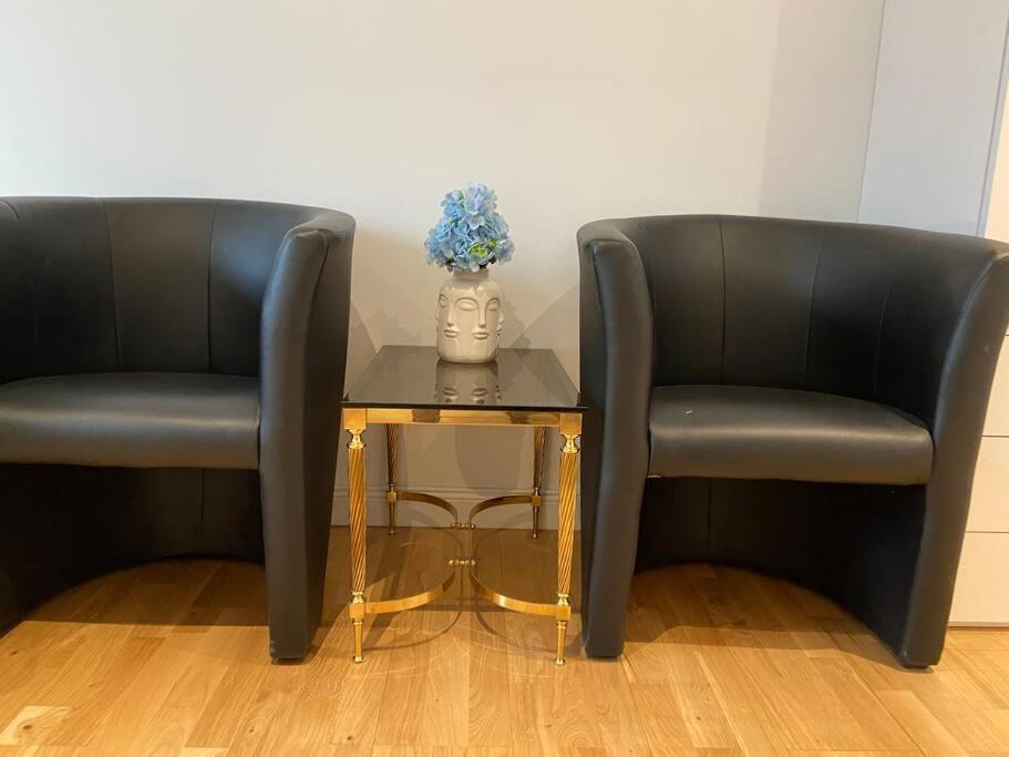 Luxury Apartment With Air Conditioning & Jaccuzzi Near Frankfurt Wiesbaden Хофхайм-ам-Таунус Экстерьер фото